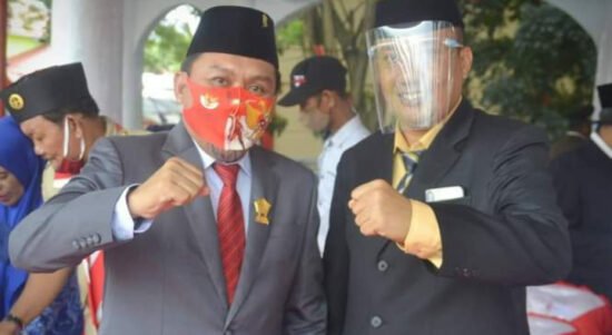 Wakil Ketua I DPRD Boalemo (Kiri) Bersama Ketua DPRD Boalemo Karyawan Eka Putra Noho (Kanan)