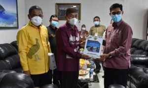 Bupati dan Ketua DPRD Pohuwato terima LHP dari BPK RI