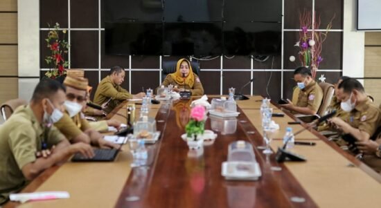 Wakil Bupati Suharsi Igirisa pimpin rapat persiapan HUT Pohuwato Ke-19