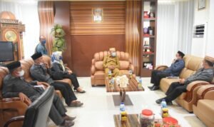 Bupati Boalemo, Anas Jusuf Saat Menerima Kunjungan Ketua Bawaslu Provinsi Gorontalo