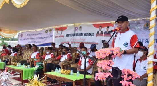 Bupati Pohuwato Saipul A. Mbuinga menghadiri peringatan hari peduli sampah nasional