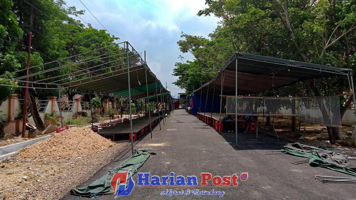 Lapak pasar senggol Pohuwato yang dibangun di area perkantoran pemerintahan Kabupaten Pohuwato