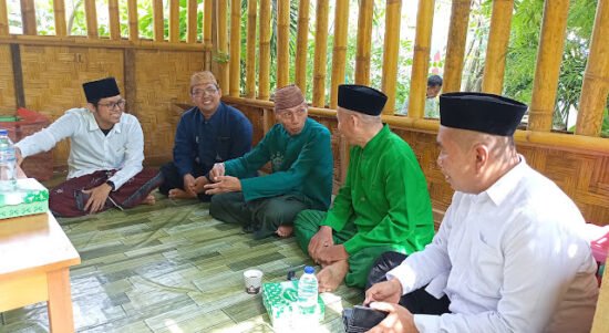 Sejumlah Kyai dan Pondok pesantren di Gorontalo melakukan pertemuan. (Sumber NUlondalo.online)
