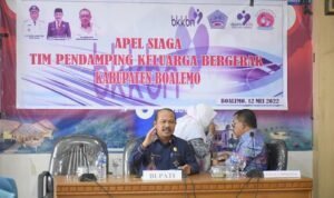 Sekda Boalemo Sherma Moridu saat memimpin Apel Siaga Tim Pendamping Keluarga Begerak