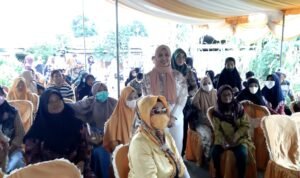 Meyke Camaru melaksanakn reses di Kota Tengah