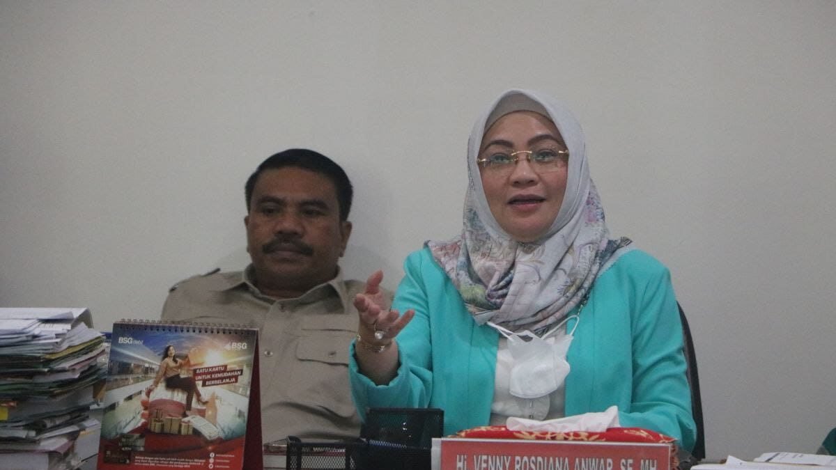 Ketua Komisi II DPRD Provinsi Gorontalo Venny Rosdiana Anwar