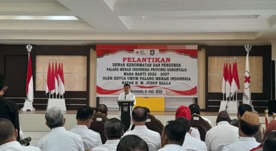Jusuf Kalla Melantik Pengurus PMI Provinsi Gorontalo