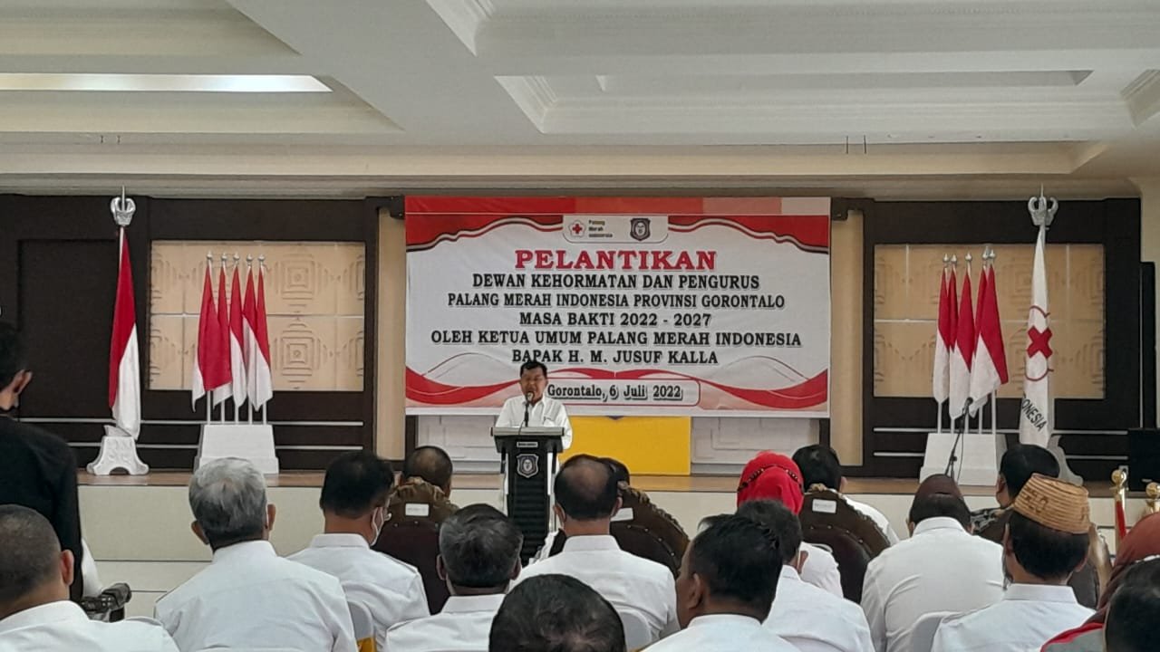 Jusuf Kalla Melantik Pengurus PMI Provinsi Gorontalo