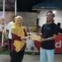 Di penutupan Idah Syahidah CUP, Idah Syahidah menyerahkan hadiah