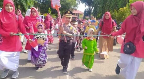 Peserta Karnaval HUT RI Ke 77