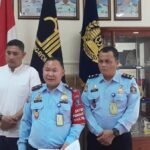 , Kepala Imigrasi Joni Rumagit
