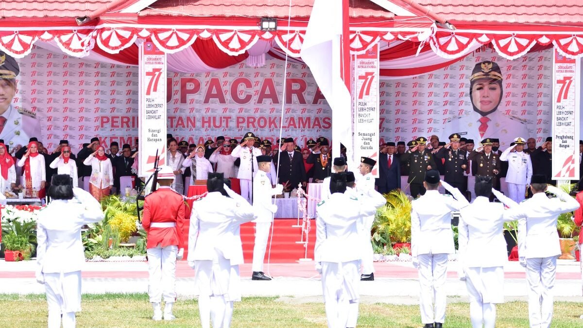 Bupati Pohuwato Saipul Mbuinga Jadi Inspektur Upacara di HUT Republik Indonesia ke -77 Tahun, tingkat Kabupaten Pohuwato