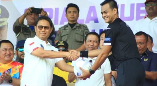 Penjagub Gorontalo, Hamka Hendra Noer(Sumber Foto: Akun Facebook Lahmudin Hambali
