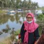 Anggota DPRD Iriyanti Latif bersama Dinas PU tinjau Muar sungai yang mendangkal