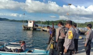 Personel Polres Touna Lakukan Pengamanan Pilkades Serentak tahun 2022