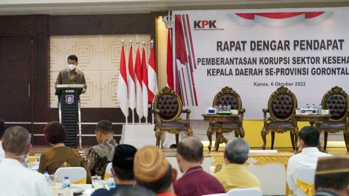 Wakil Ketua KPK Nawawi Pomolango Saat Menggelar RDP bersama Seluruh Kepala Daerah di Provinsi Gorontalo