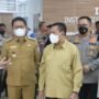 Ketua DPRD Provinsi Gorontalo bersama Penjabat Gubernur meninjau fasilitas di RS Bhayangkara Polri di Gorontalo
