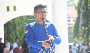 - Ketua DPRD kabupaten Boalemo, Karyawan Eka Putra Noho menghadiri pencanangan Hari Kesehatan Nasional (HKN) ke- 58, bertempat di Alun-alun Tilamuta