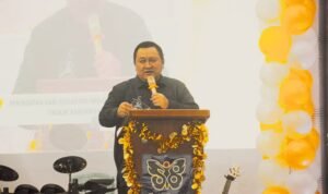 Penjabat Bupati (Penjabup) Boalemo, Hendriwan menghadiri Boalemo Health Awards bertempat di Gedung Putra Tunggal, Desa Mondelomo, kecamatan Tilamuta.