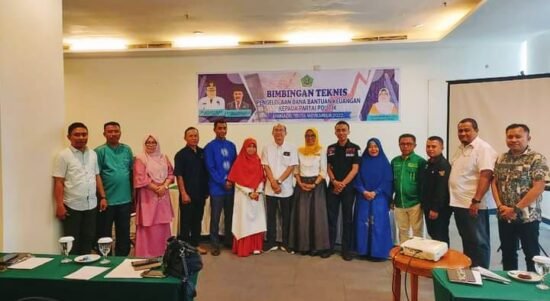 Kantor Kesatuan Bangsa dan Politik (Kesbangpol) Boalemo menggelar Bimbingan Teknis (Bimtek) Pengelolaan Dana Bantuan Keuangan Partai Politik, bertempat di Peninsula Hotel Manado.
