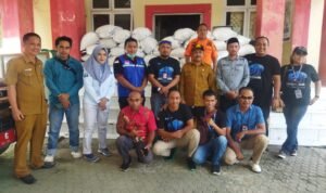 Bentuk Kepedulian terhadap korban banjir bandang. Pemerhati Jurnalis Siber(PJS) Boalemo dan Pohuwato Berikan Bantuan untuk Warga Terdampak Banjir Bandang