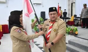 Ketua Kwartir Daerah Gerakan Pramuka Gorontalo Dra. Idah Sahidah,MH, melantik Penjabat Bupati (Penjabup) Boalemo Hendriwan sebagai ketua majelis pembimbing cabang gerakan pramuka Boalemo