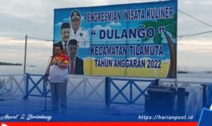 - Penjabat Bupati (Penjabup) Boalemo Hendriwan meresmikan kawasan wisata kuliner di Desa Pentadu Barat