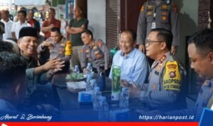 Kapolda Gorontalo Irjen Pol. Helmy Santika didampingi Dirintelkam, Kabidpropam dan Kabidhumas sore tadi sambangi warung kopi (Warkop) Ano yang terletak di  Kelurahan Biawao, kecamatan Kota Selatan Kota Gorontalo