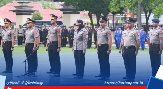 - Diawal tahun 2023, Sebanyak 319 Personil Polda Gorontalo dinyatakan naik pangkat setingkat lebih tinggi dari pangkat sebelumnya. Prosesi sakral tersebut dilaksanakan di Mako Polda Gorontalo