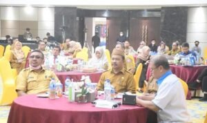 Sekretaris Daerah (Sekda) Sherman Moridu menghadiri Pembukaan diseminasi Laporan Perekonomian Provinsi (LPP) Gorontalo oitlook 2023 dan tinjauan sumber pertumbuhan ekonomi Baru.