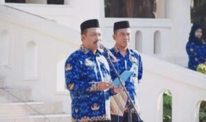 Sekretaris Daerah (Sekda) Kabupaten Boalemo memimpin apel Korps Pegawai Republik Indonesia (Korpri) di lingkungan pemerintah daerah Boalemo, bertempat di lapangan Alun-alun Tilamuta