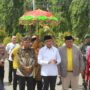 Tiba di Kabupaten Boalemo Mentri Pemuda dan Olahraga Republik Indonesia (Menpora RI) Zainudin Amali disambut upacara prosesi adat pohutu adati Motimamango, di rumah Jabatan Bupati Boalemo