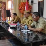 Asisten Pemerintahan dan Kesra Abdulwahab Paudi, S.IP, M.AP memberikan apresiasi kepada KONI Gorontalo Utara