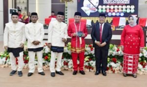 Foto Bersama DPRD dan Pemkab Pohuwato di HUT Pohuwat ke-20 Tahun