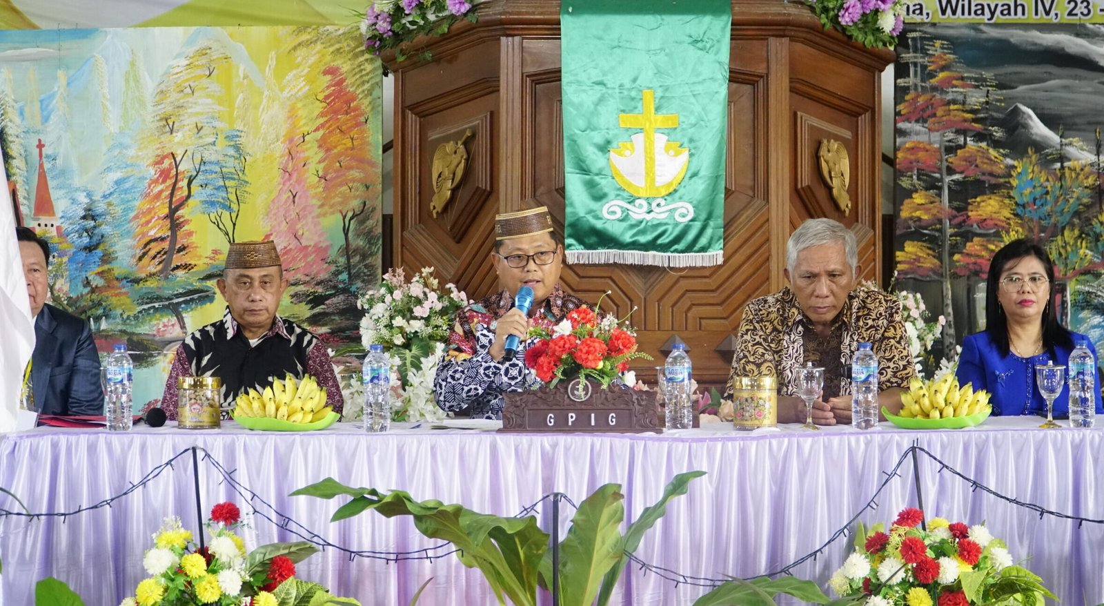 Thariq Modanggu hadiri sidang sinode II GPIG