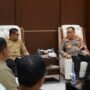 Polda Gorontalo, Kamis 2 Februari 2023 di Lobby Presisi Lt.2 Polda Gorontalo, Kapolda Gorontalo Irjen Pol. Helmy Santika, SH, SIK, M.Si menerima secara langsung audiensi dengan Badan Pengawas Pemilihan Umum (Bawaslu) Provinsi Gorontalo