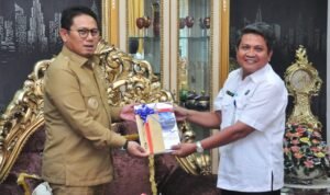 Penjabat Gubernur Hamka Hendra Noer Menerim Hasil LHP BPKPRI