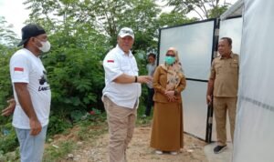 Anggota DPRD Provinsi Gorontalo Daerah Pemilihan (dapil) Bone Bolango melakukan kunjungan kerja ke salah satu gilingan padi yang berada di kecamatan Bulango Selatan , kabupaten Bone Bolango. Selasa, 7 Februari 2023
