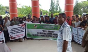 Idris Kadji Pimpin Aksi Damai KUD Dharma Tani di Mapolres Pohuwato, Kantor Bupati Pohuwato dan DPRD Pohuwato
