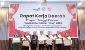 Penjabat Bupati Boalemo Dr. Hendriwan menghadiri rapat kerja Daerah program bangga kencana tingkat Provinsi Gorontalo yang diselenggarakan BKKBN Perwakilan Provinsi