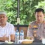 Ketua DPRD Boalemo, Karyawan Eka Putra Noho saat menghadiri kegiatan Jum'at Curhat Polres Boalemo. (Foto : Humas Polres)