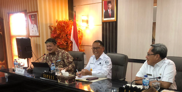 Thariq Modanggu menerima tim observasi KPK RI