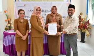 Pemkab Pohuwato teriam dua unit bangunan yang telah selesai direnovasi oleh Pani Gold Project