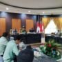 Rapat persiapan kunjungan delegasi pemerintahan Malaysia yang dipimpin Penjabat Sekretaris Daerah Provinsi Gorontalo Syukri Botutihe di ruang Huyula Kantor Gubernur