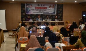 Penjabup Boalemo Hendriwan saat membuka sosialisasi Aplikasi Srikandi