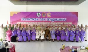 Bupati Thariq Modanggu saat menghadiri pelantikan dan pengukuhan pengurus daerah GOW