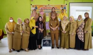 Bupati Thariq Modanggu saat menghadiri rembuk stunting di Kecamatan Gentuma Raya