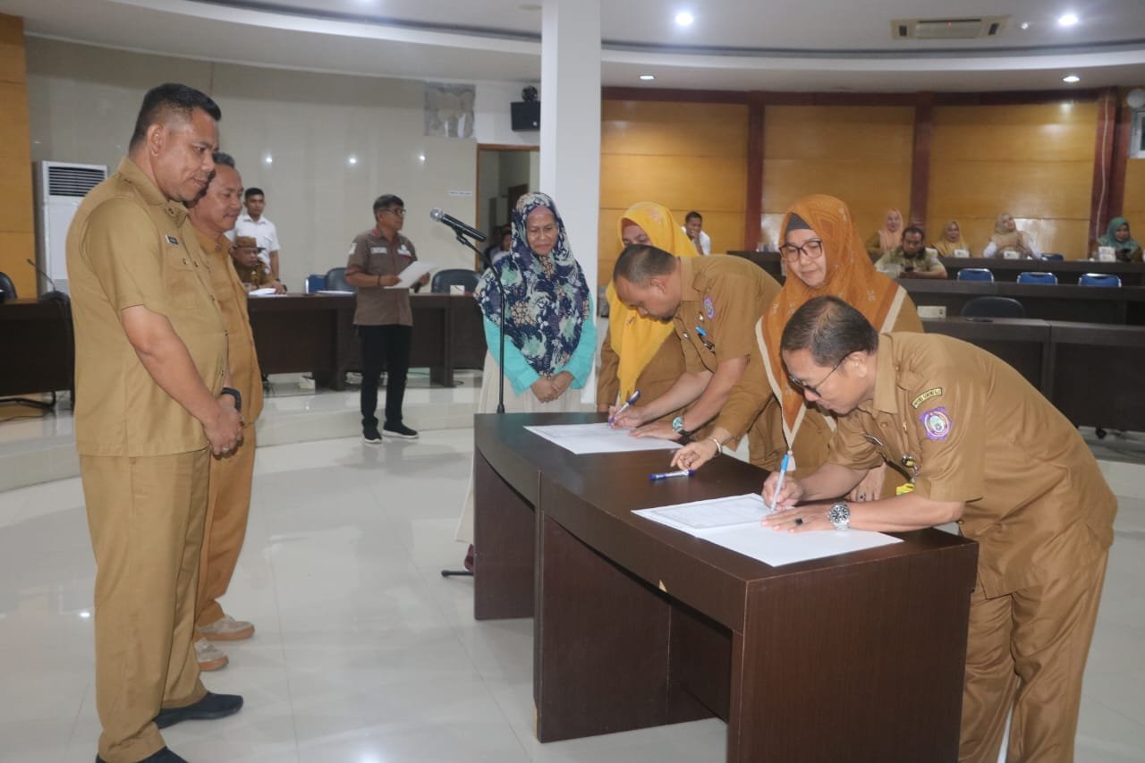 Sekretariat Provinsi Gorontalo melaksanakan serah terima jabatan (Sertijab), administrator di lingkup sekretariat DPRD Provinsi Gorontalo