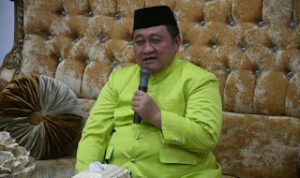 Penjabup Boalemo Hendriwan saat proses adat Tonggeyamo penetapan 1 Syawal