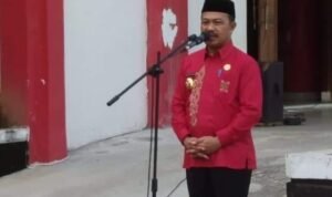 Penjabup Boalemo Sherman Moridu saat memimpin apel pagi di lingkungan Setda Boalemo